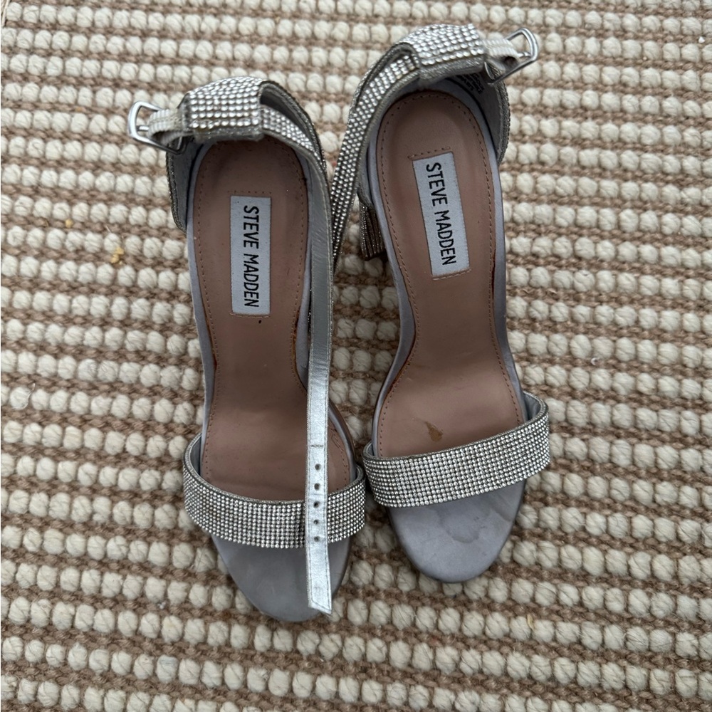 Steve Madden Silver Heels